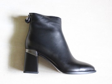 Зимние женские ботинки Angelo Vera 12023